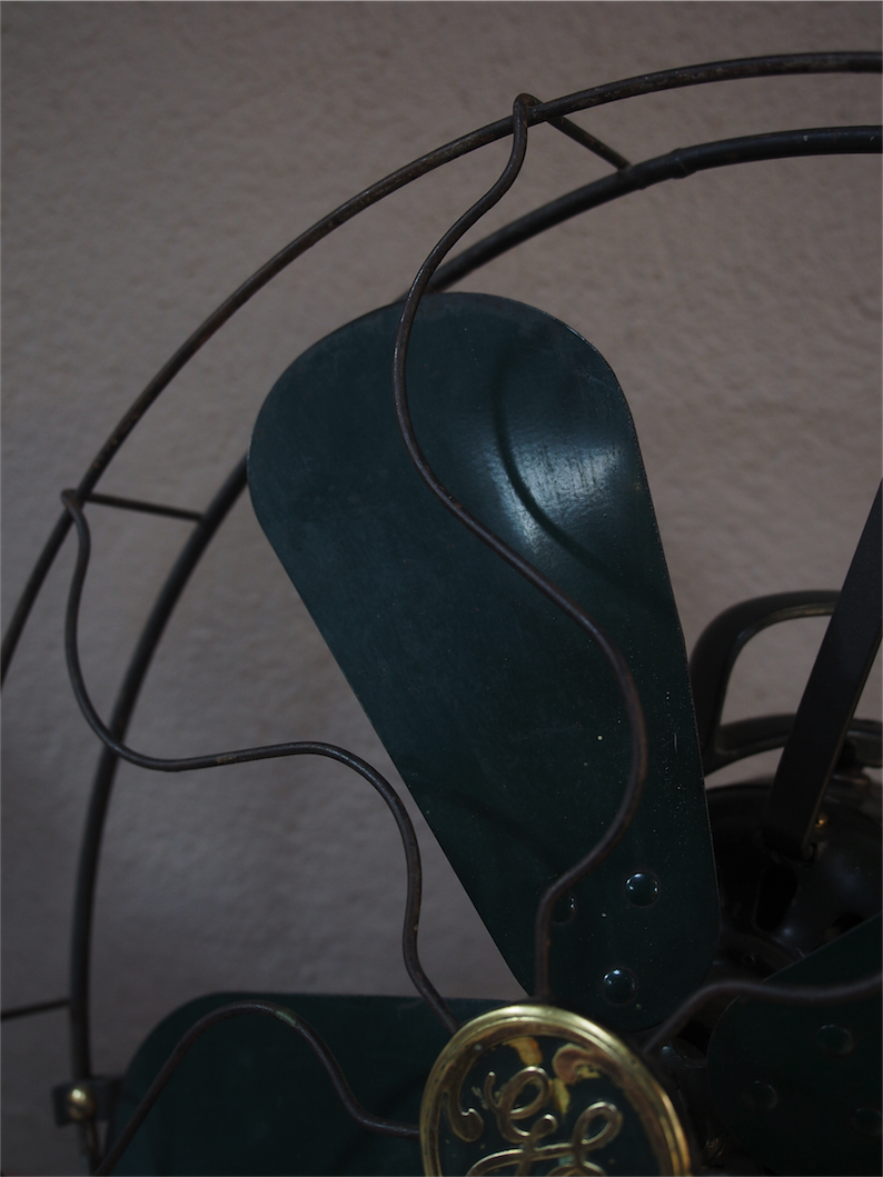 Ventilateur Antique En Fonte Frigid Des Années 1920 - Occasion Fonctionnel - Pièce De Décoration Vintage
